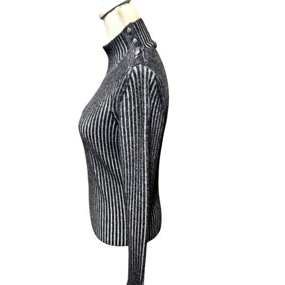 Carlisle Charcoal and Ivory Ribbed Sweater - Picture 2 of 5